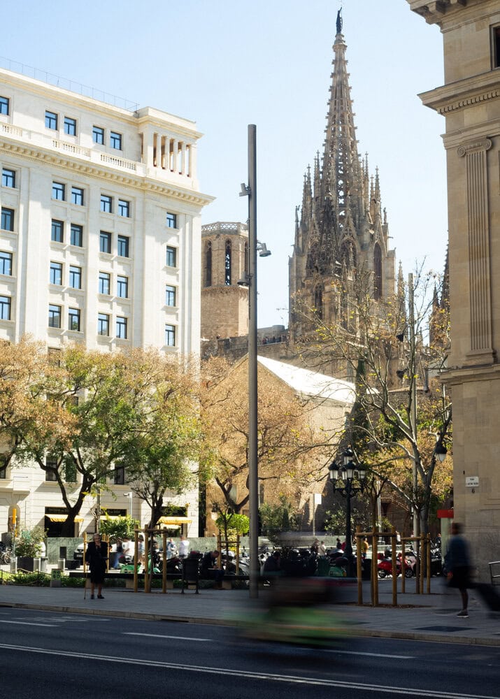 20240409-Spain-Barcelona-Via-Laietana-ARP-Equipo-Urbidermis-