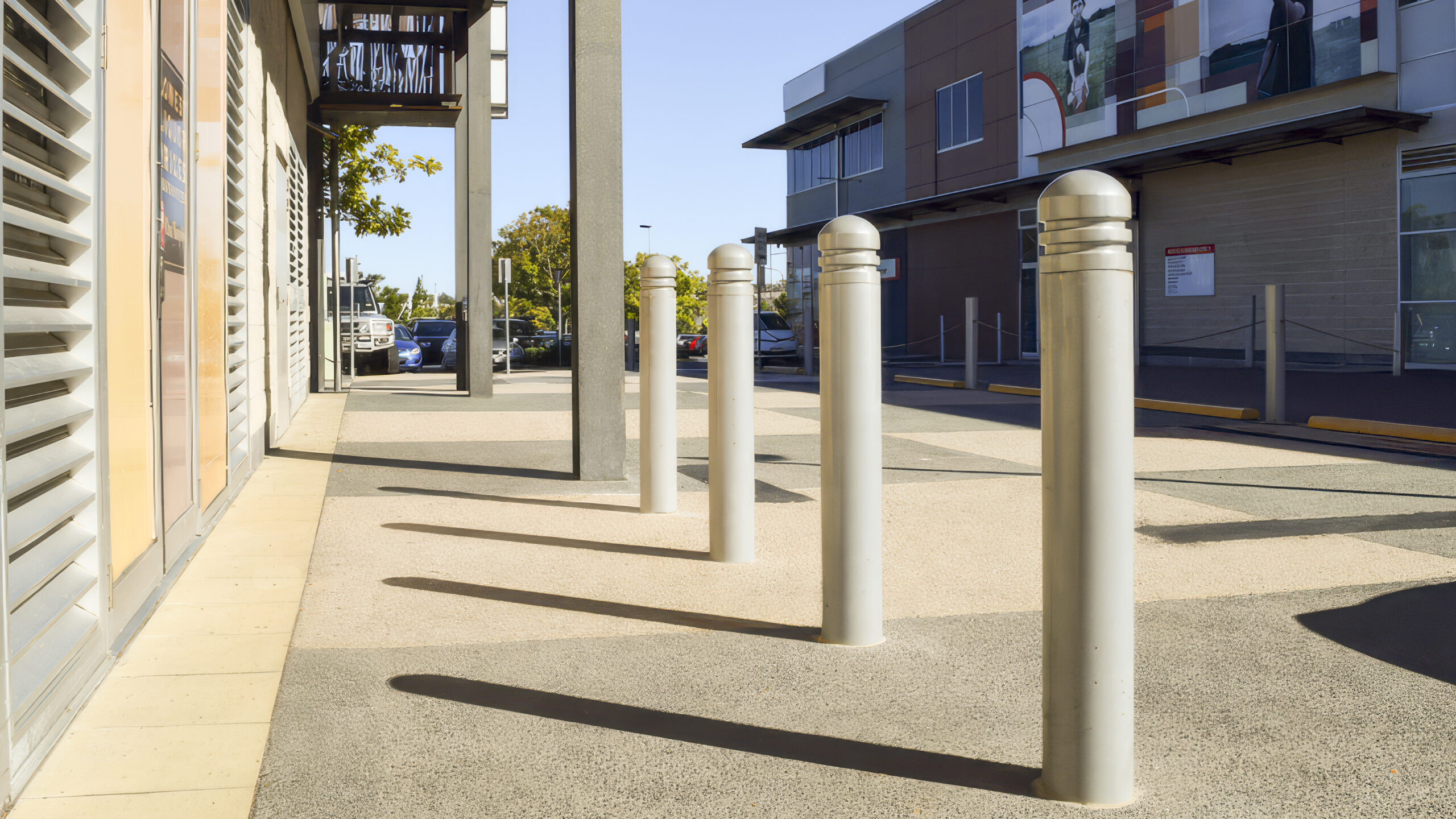 B10-B11-B12-Bollard-05a-standard-upscaler