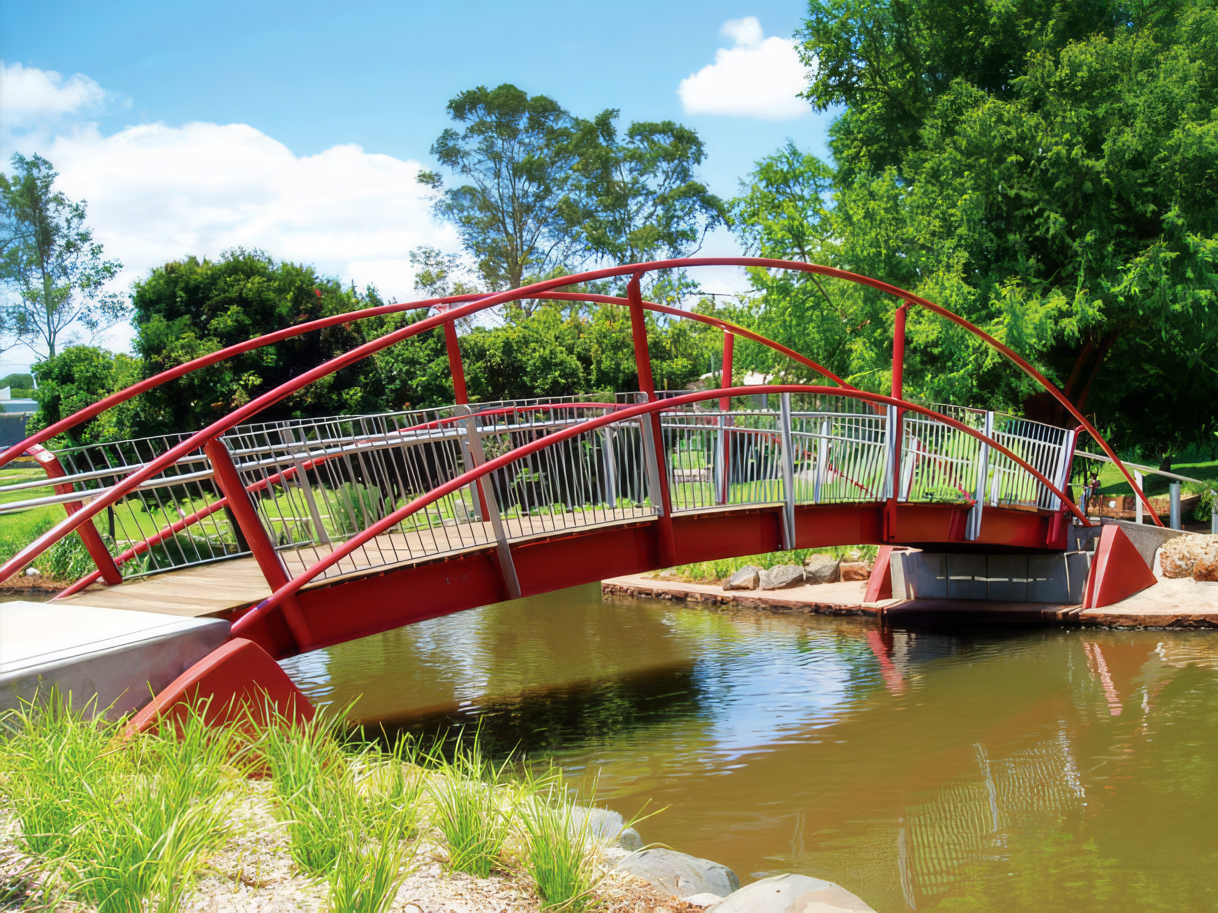 LMK-Bridges-Condamine-Gallery-10-600x450-upscale-standard