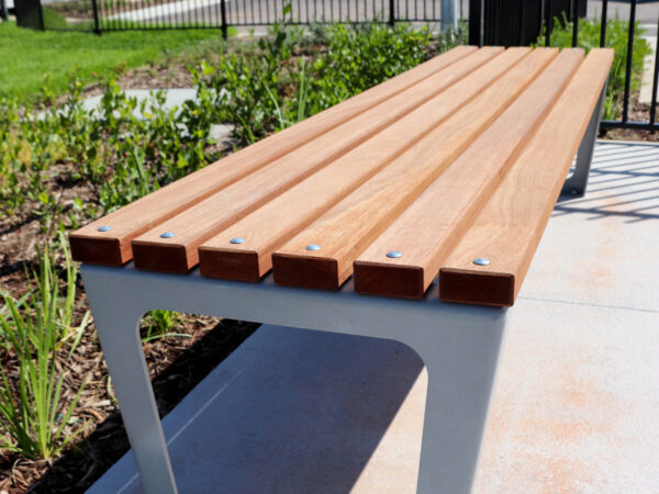 civic-bench-06a-600x450