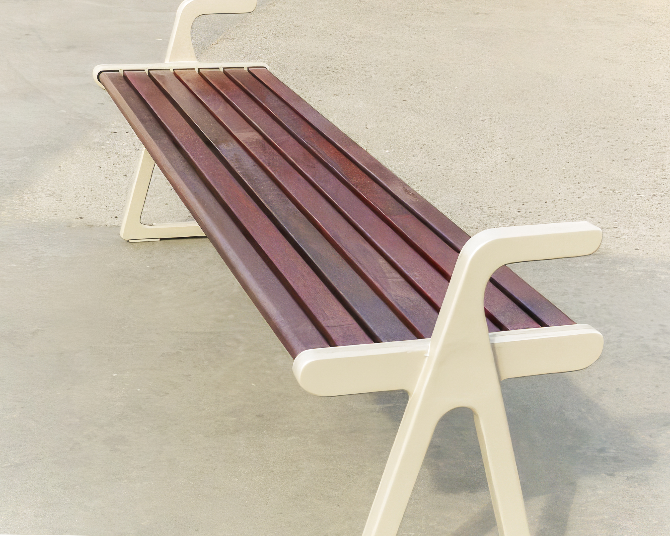 delta-bench-02a-600x450_Upscale Standard