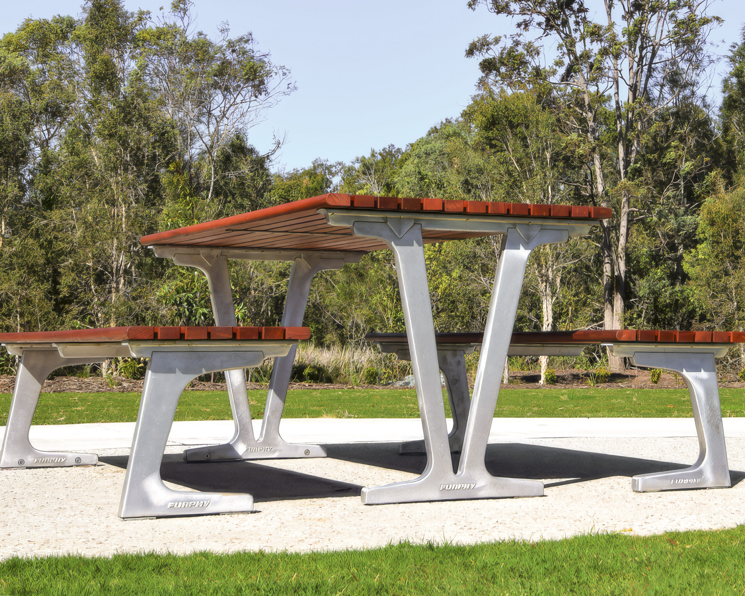 fulcrum-picnic-setting-07a-standard-upscaler