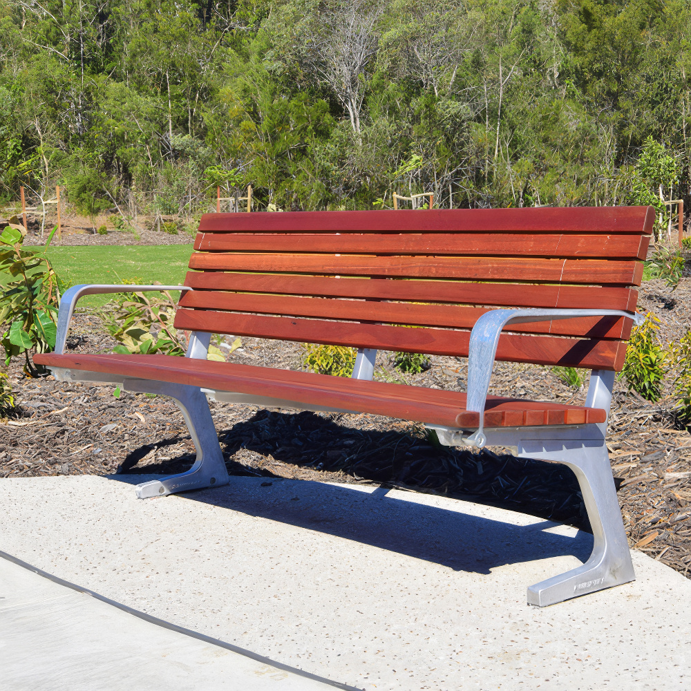 fulcrum-seat-07-upscale-standard