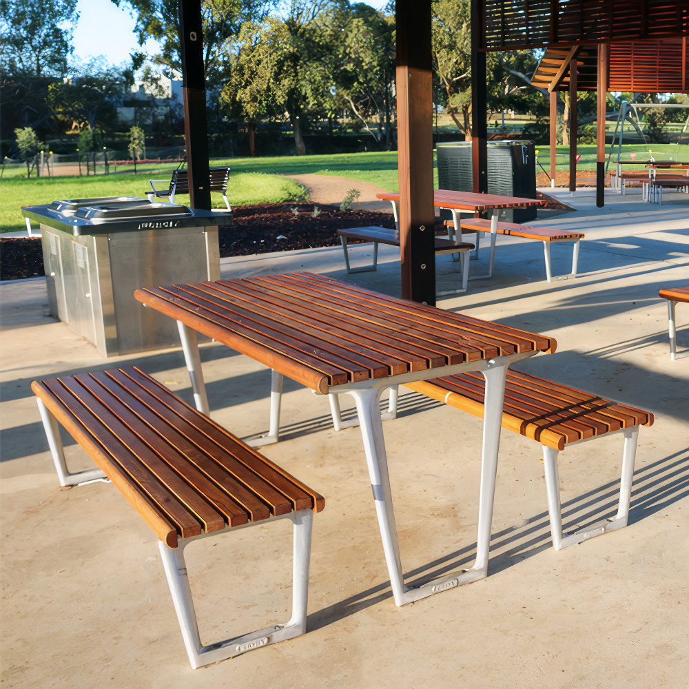 metro-picnic-setting-01-upscale-standard