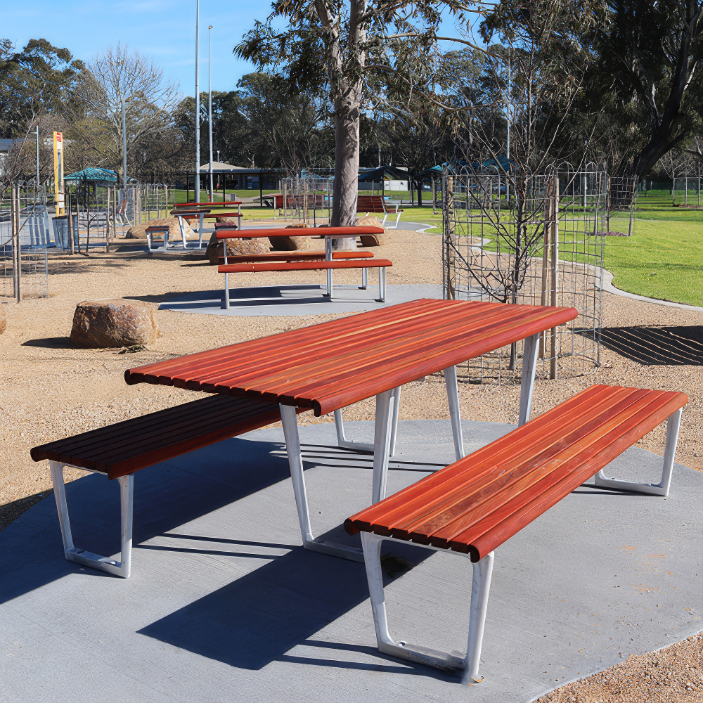 metro-picnic-setting-3-upscale-standard
