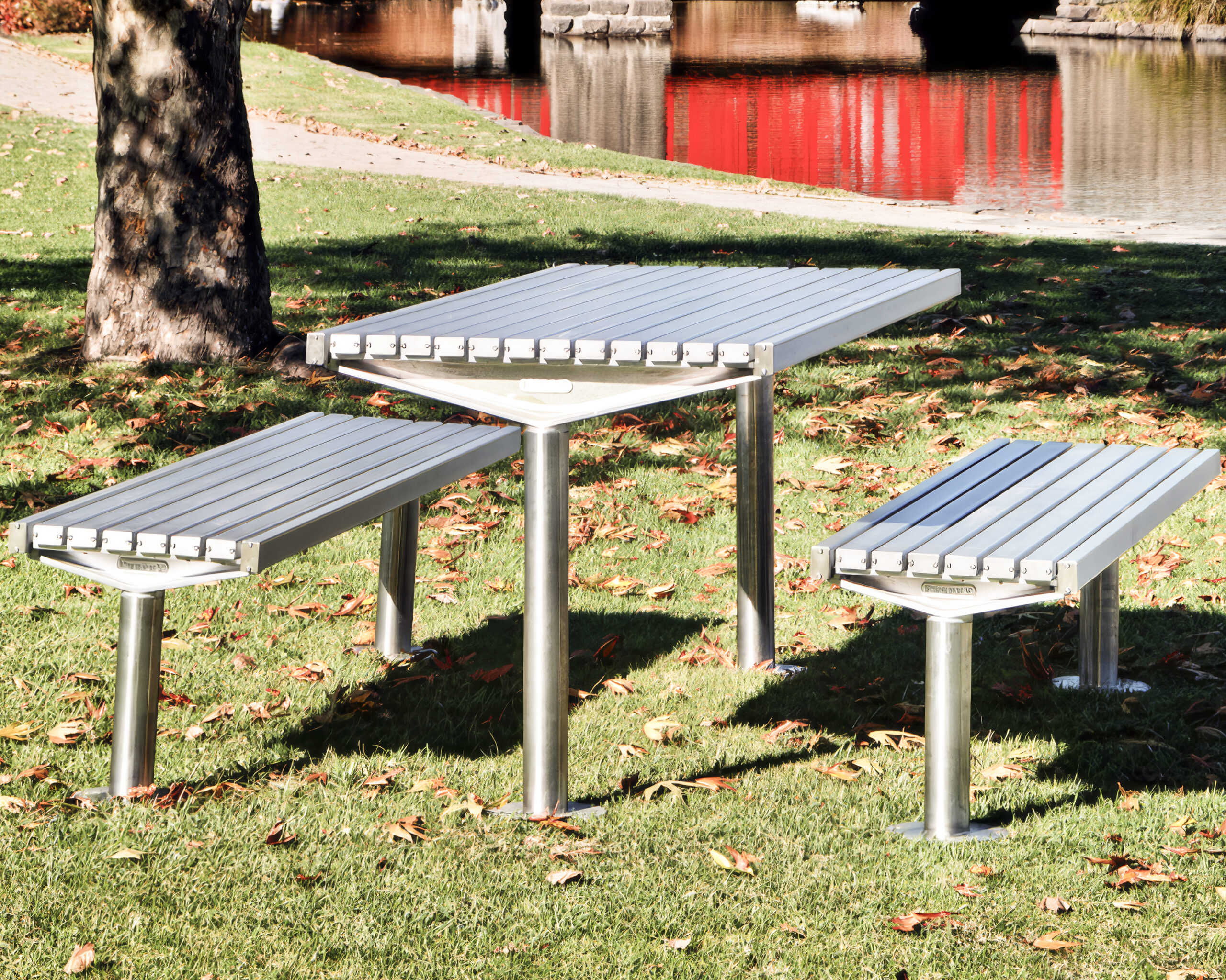promenade-picnic-setting-03a-standard-upscaler