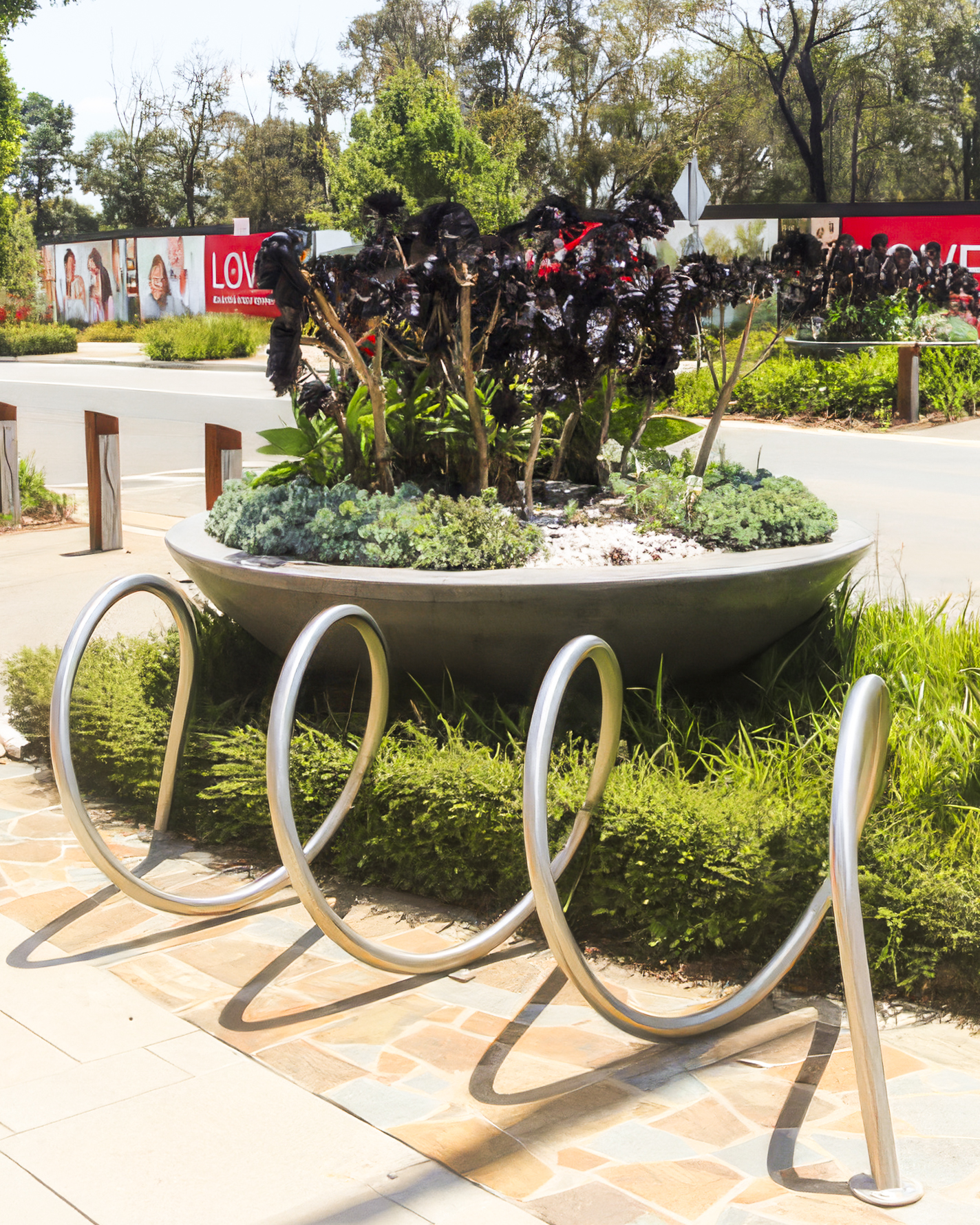 spiral-bike-rack-03a-600x450_Upscale Standard