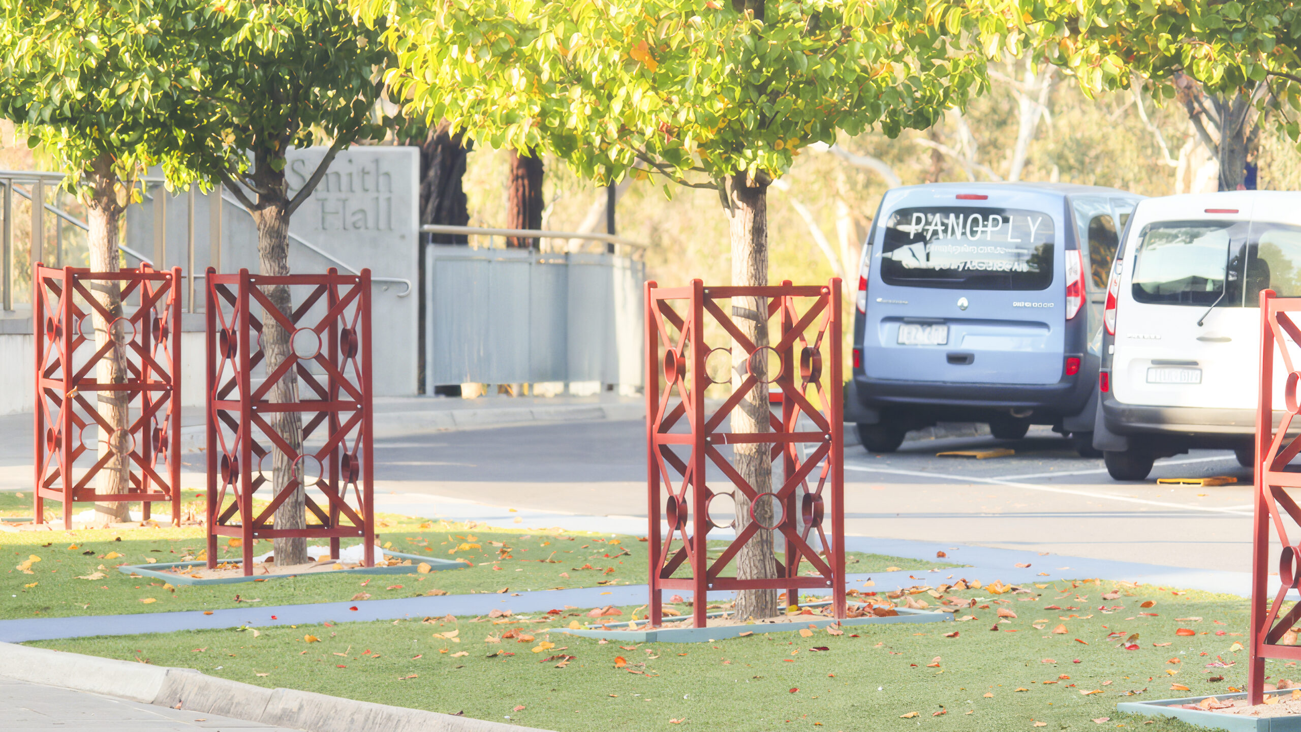 square-line-tree-guard-05a-standard-upscaler