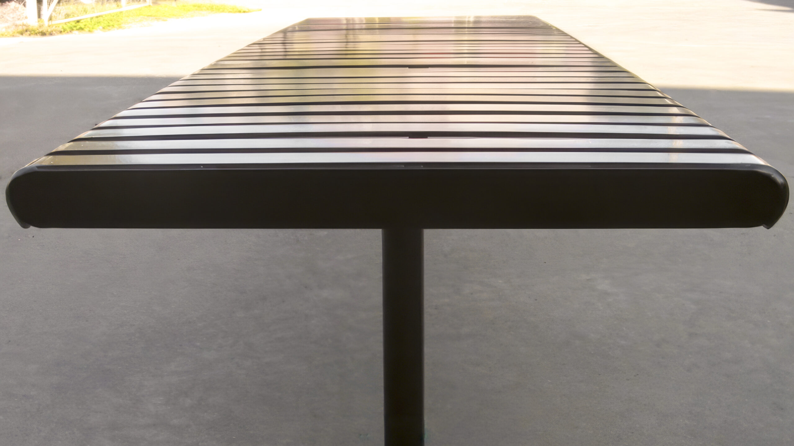 steel-slatted-bench-04a-standard-upscaler