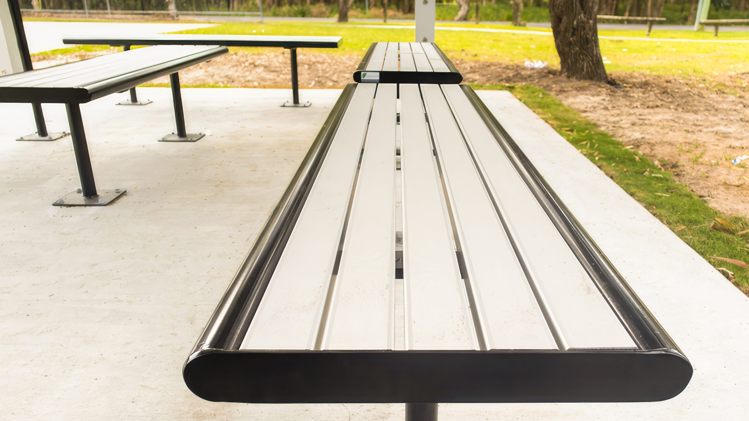woodgrove-bench-06-standard-upscaler