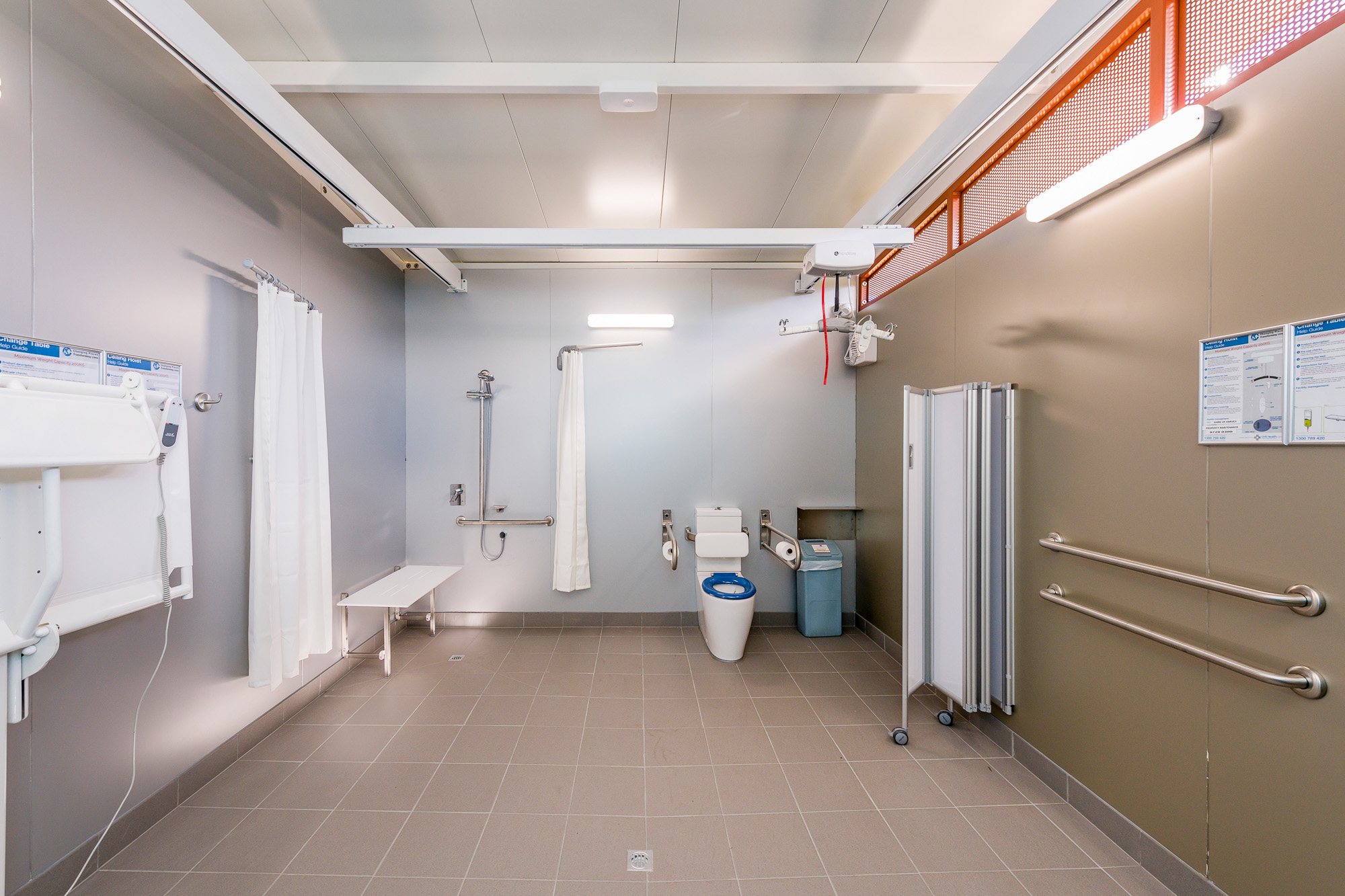 Dr Peter Topham Swimming Pool Toilets (3 of 43)