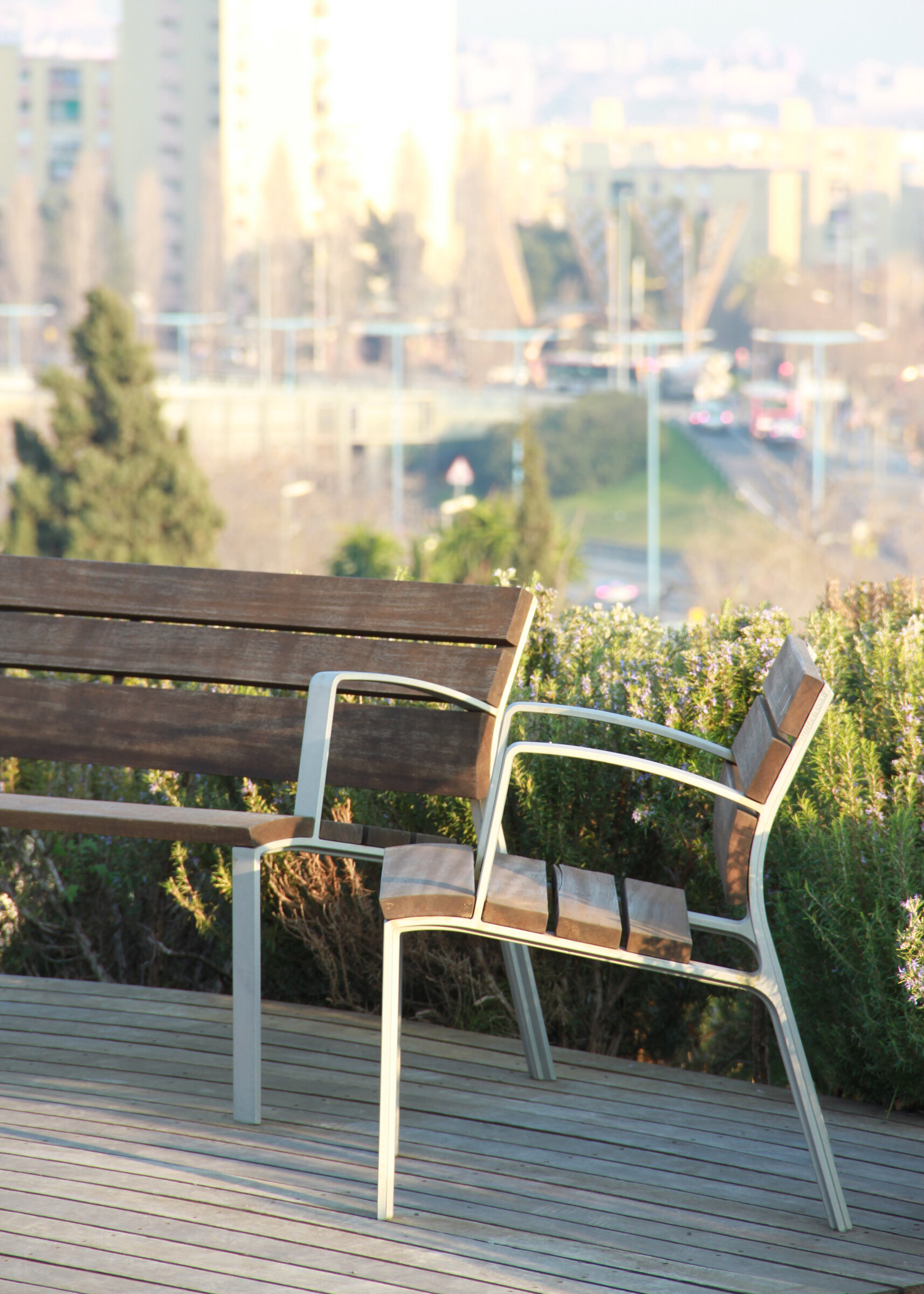 20110126-Spain-Barcelona-Tanatori-Ronda-De-Dalt-NRBLV-Equipo-Urbidermis-03-x2400-DAM-x2400 (1)