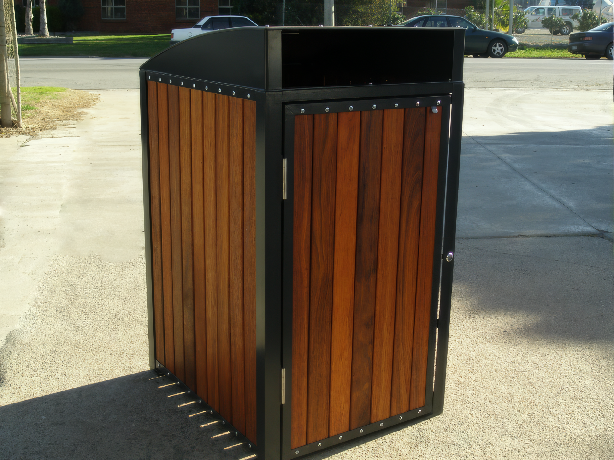 woodgrove-bin-03a-standard-upscaler